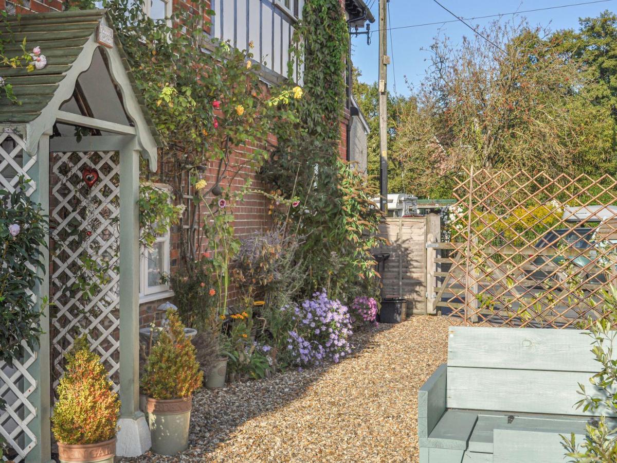 Chapel Cottage Pewsey エクステリア 写真